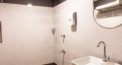 Mangala Temple View Room Type - PREMIUM SUITE