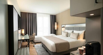 Leonardo Royal Hotel Cologne Bonn Airport Room Type - Superior Triple Room