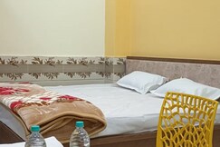 HOTEL ABHI PALACE