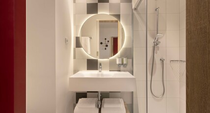 Hampton by Hilton Malaga Martiricos Room Type - TWIN ROOM