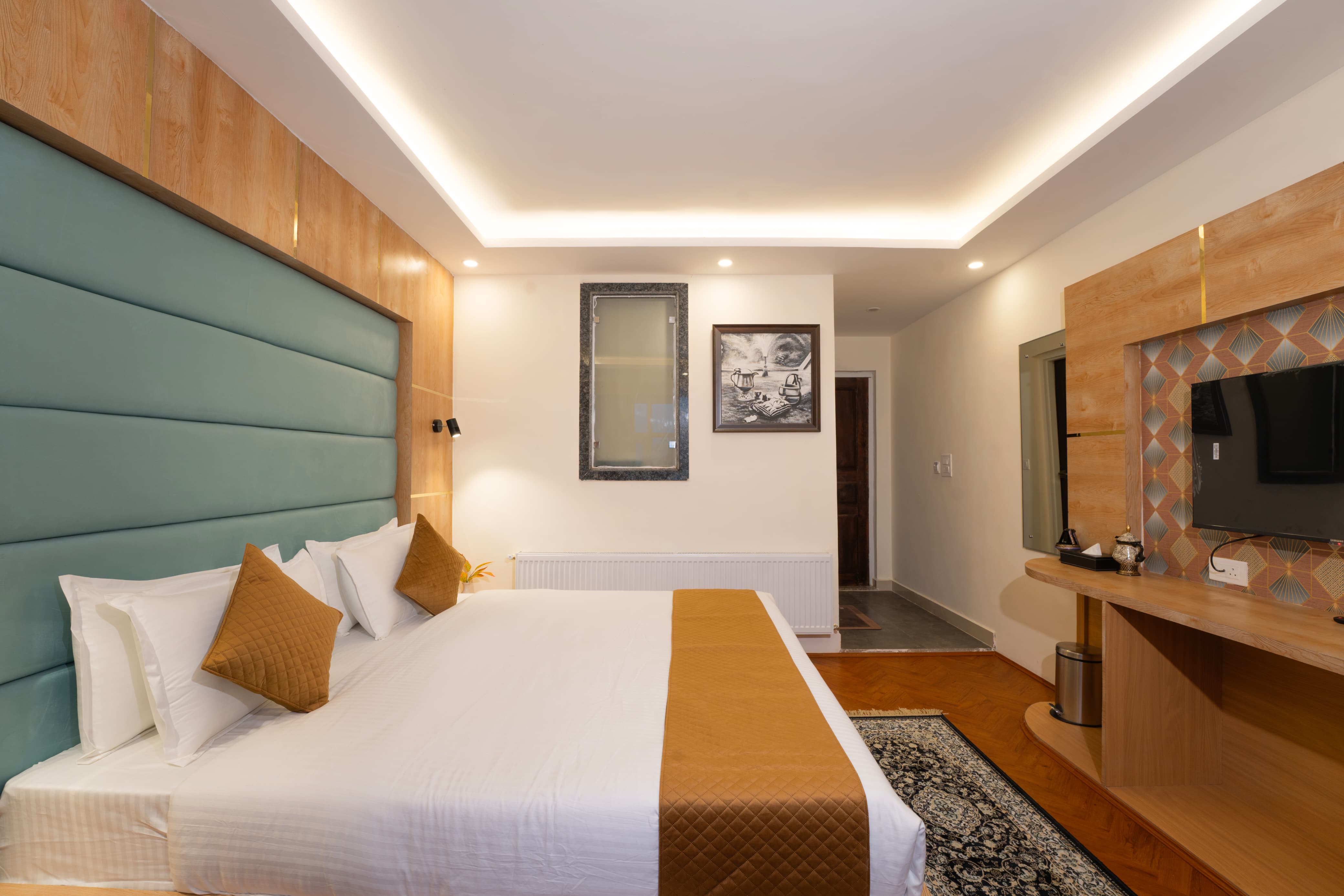 Hotel The Grand Salween - Tap to explore photos