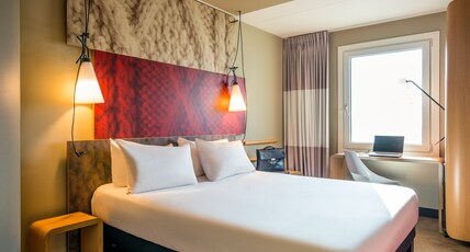 Ibis Schiphol Amsterdam Airport Room Type - Superior Room with 1 double bed and 2 single beds Ibis Schiphol Amsterdam Airport Room Type - Superior Room with 1 double bed and 2 single beds