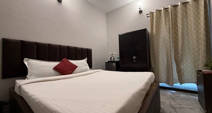 Casa Almeida by Legends Hotels Room Type - Standard AC Room
