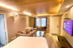 Anand Cottage   At the Mall Road