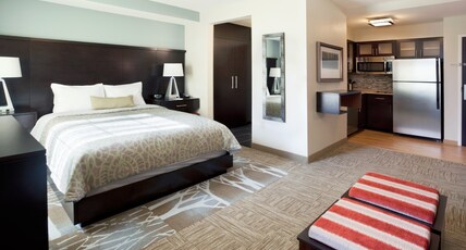 Staybridge Suites Rochester Room Type - 1 Queen Studio Suite