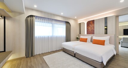 Centre Point Plus Hotel Pratunam Room Type - One Bedroom Presidential Suite 4 Pax