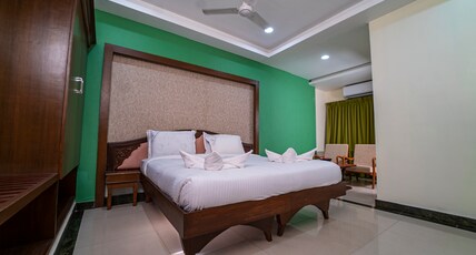 Sree Krishna Inn Room Type - Studio AC - Cozy Rooms