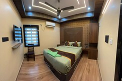 HOTEL NSK GRAND