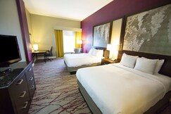 DoubleTree by Hilton Historic Savannah