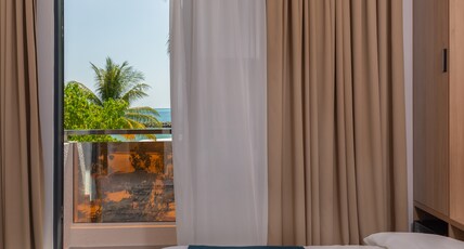 Arrival Beach & Spa at Gulhi Room Type - Deluxe Seaview room with Balcony Arrival Beach & Spa at Gulhi Room Type - Deluxe Seaview room with Balcony