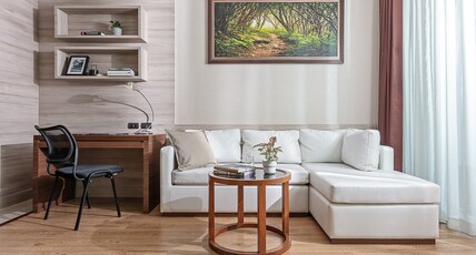 Adelphi Forty-Nine Room Type - One Bedroom Premier Suite