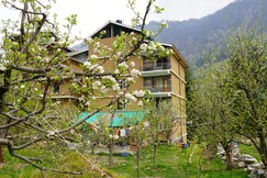 Address of Navaura Stays & Cafe, Old Manali