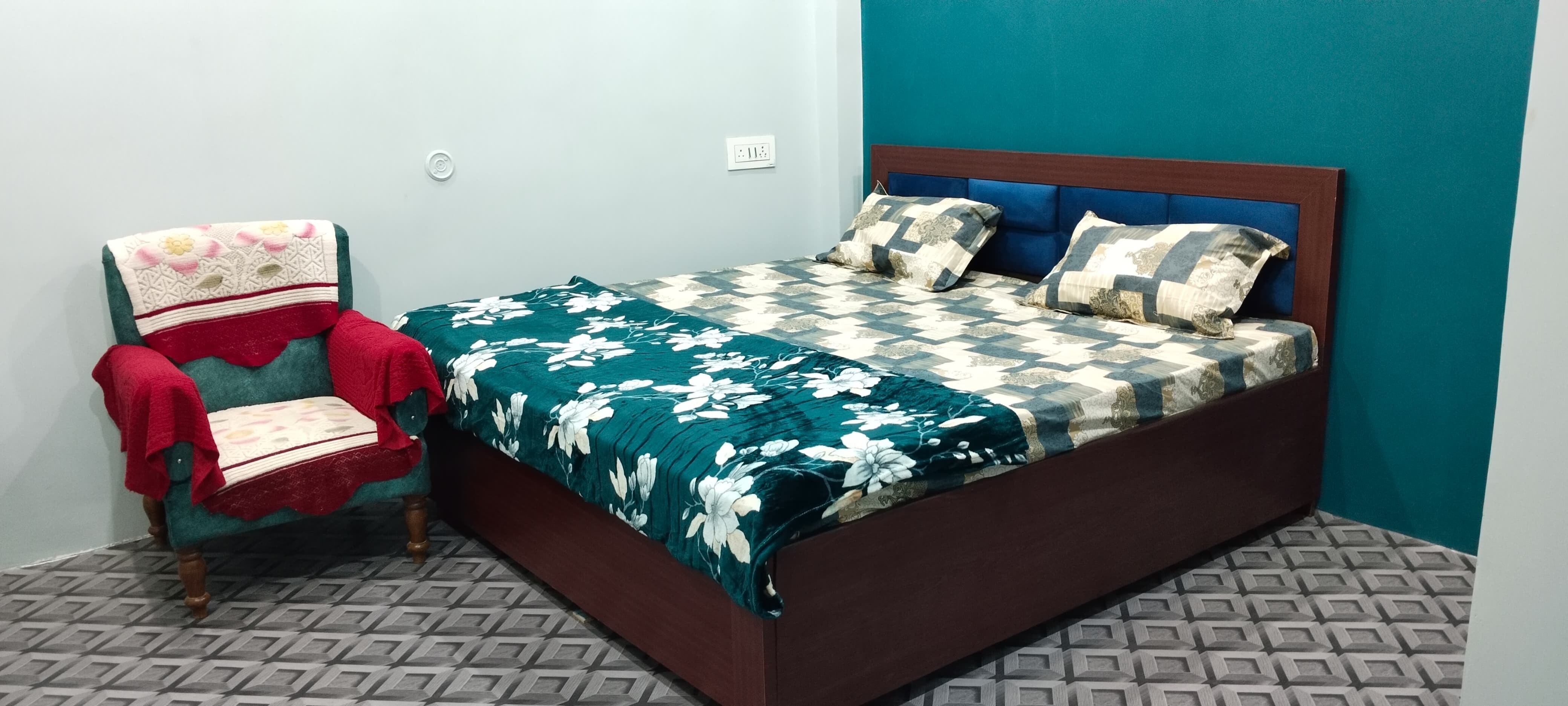 Shiv Shakti Homestays - Tap to explore photos