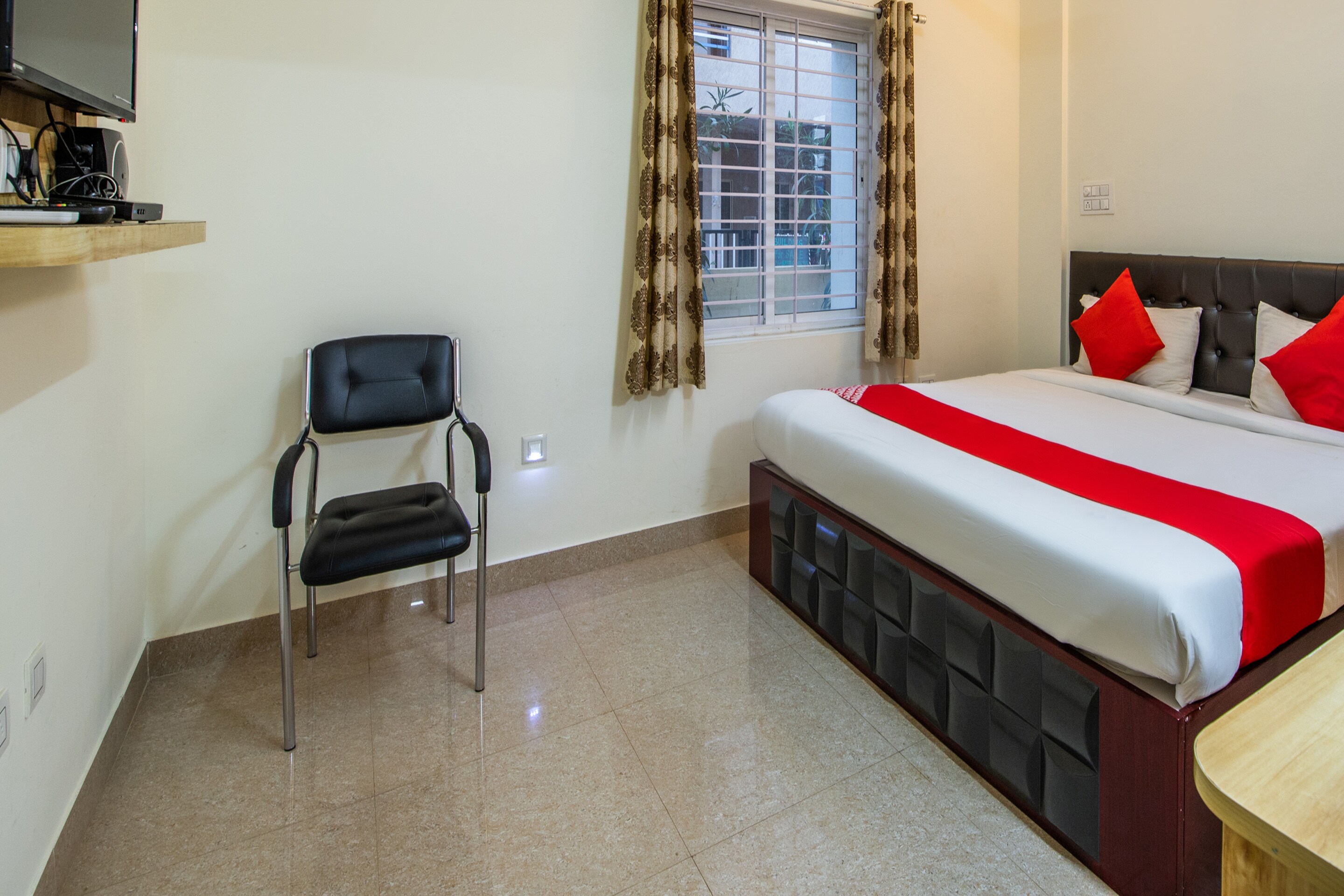 Hotel O Sagar Comforts - Tap to explore photos