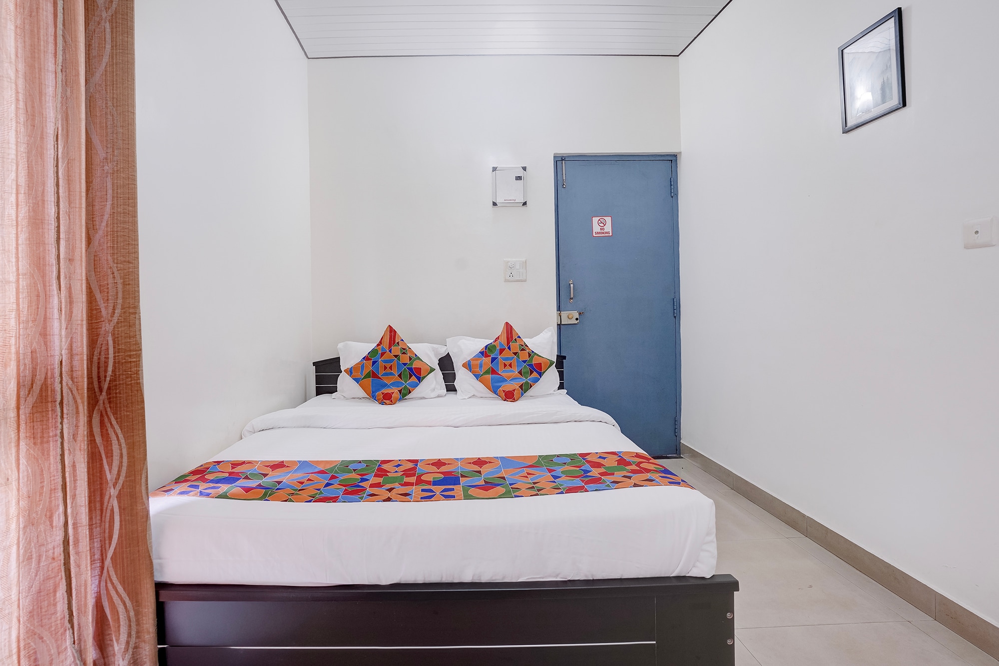 FabHotel Gomes Pousada - 800M From Basilica of Bom Jesus - Tap to explore photos