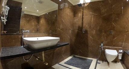 Median Inn Room Type - Twin Room