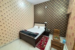 Kashi Residency & cafe