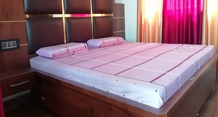 SR Village Homestay | Rooms & Kitchen Room Type - Super Deluxe Room with Mountain view-SF SR Village Homestay | Rooms & Kitchen Room Type - Super Deluxe Room with Mountain view-SF