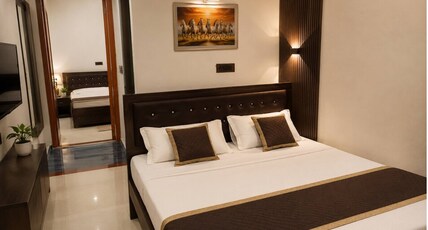 Monishka Palace 5 Km drive to Shri Ram Mandir Room Type - Jungle View AC Room near Ayodhya Ram Mandir