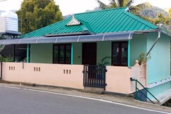 IRIS HOMESTAY MUNNAR