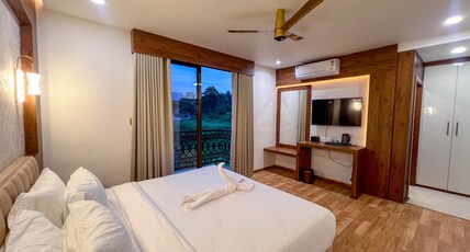 Raphilhin Business Hotel Room Type - Deluxe
