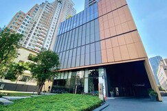 Oakwood Suites Bangkok