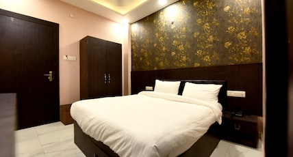 Hotel VK Inn, Near Prayagraj Junction Room Type - DELUXE ROOM Non Ac Hotel VK Inn, Near Prayagraj Junction Room Type - DELUXE ROOM Non Ac