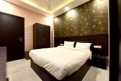 Hotel VK Inn, Near Prayagraj Junction