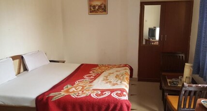 Hotel Rajpal Palace Room Type - Triple Bedded Non Ac Room
