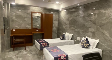 Hotel Sri Pranams Royal Grand Room Type - Mega Suite Hotel Sri Pranams Royal Grand Room Type - Mega Suite