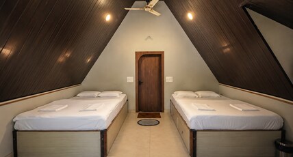 Hills and Chills Room Type - A Shape Cottages