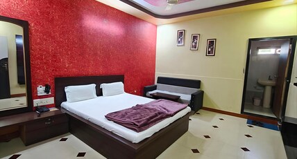 Hotel Milan Room Type - Super Deluxe Room