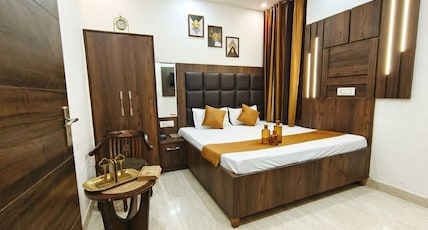 Hotel Silver Star Room Type - Deluxe Ac Room Hotel Silver Star Room Type - Deluxe Ac Room