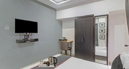 Hotel O SS Skyline Room Type - Classic Hotel O SS Skyline Room Type - Classic