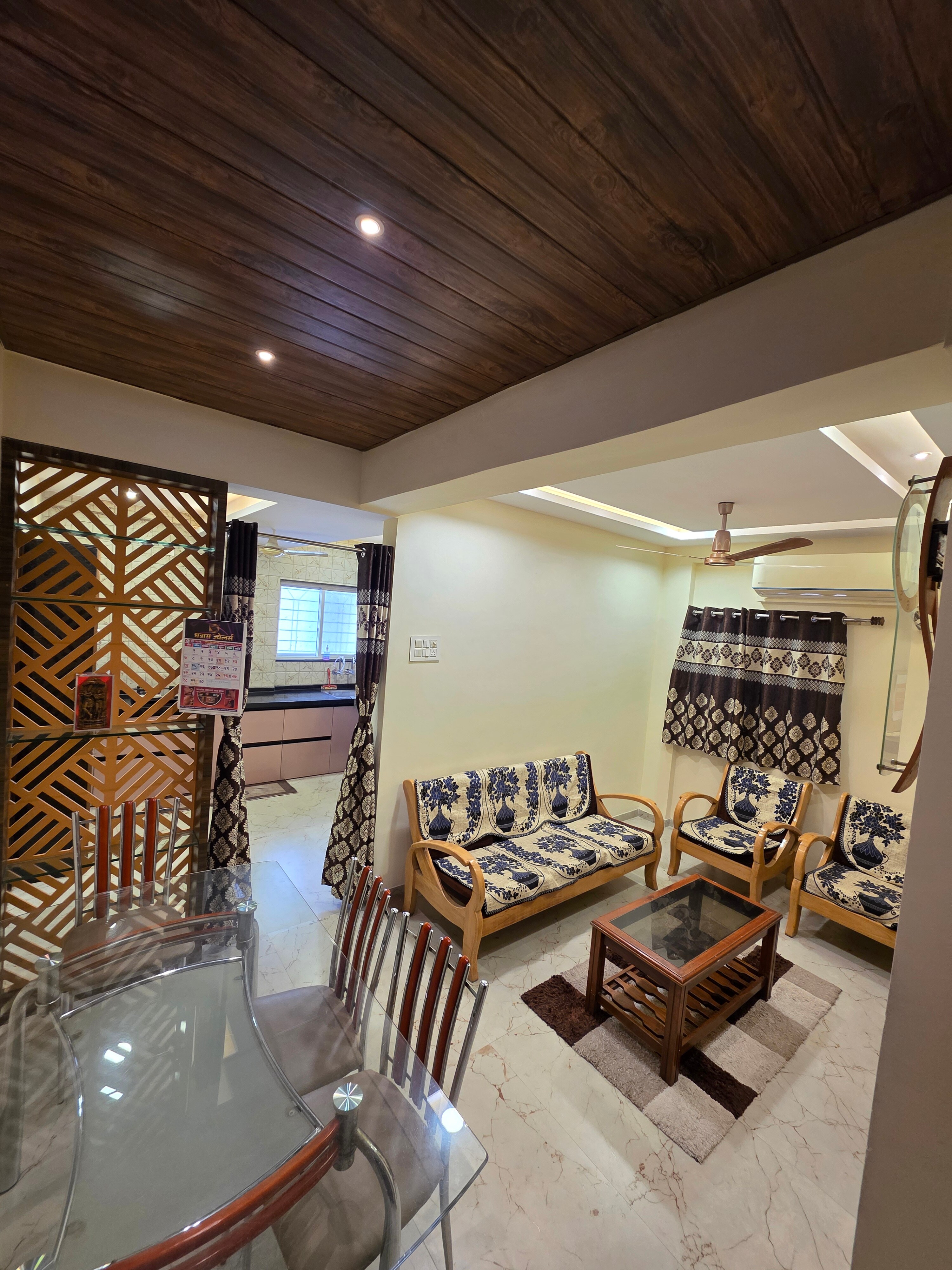 Gargi's home stay 101 - Tap to explore photos