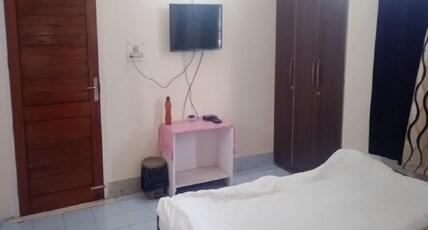 Reeyansh Guest house Room Type - Standard Room Reeyansh Guest house Room Type - Standard Room