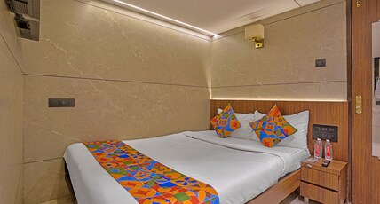 Via KR Room Type - Deluxe Room