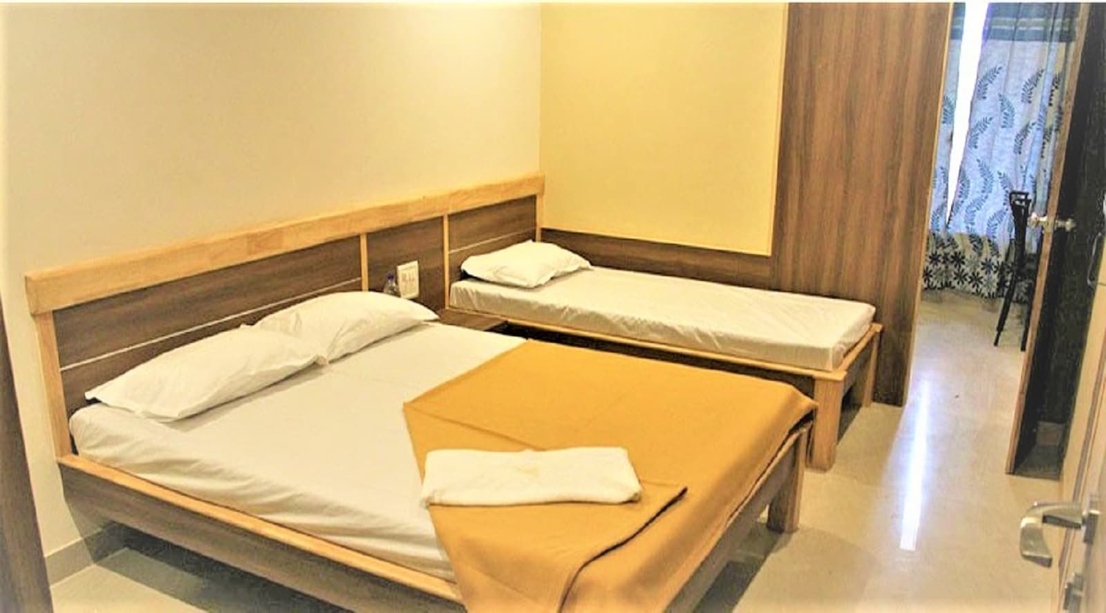 Hotel Jaltarang (111 kms from Kolhapur) - Tap to explore photos
