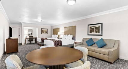 Best Western Garden Inn Room Type - Suite-2 King Beds, Non-Smoking, 2 Rooms, Full Kitchen, Living Room, Sofabed Best Western Garden Inn Room Type - Suite-2 King Beds, Non-Smoking, 2 Rooms, Full Kitchen, Living Room, Sofabed