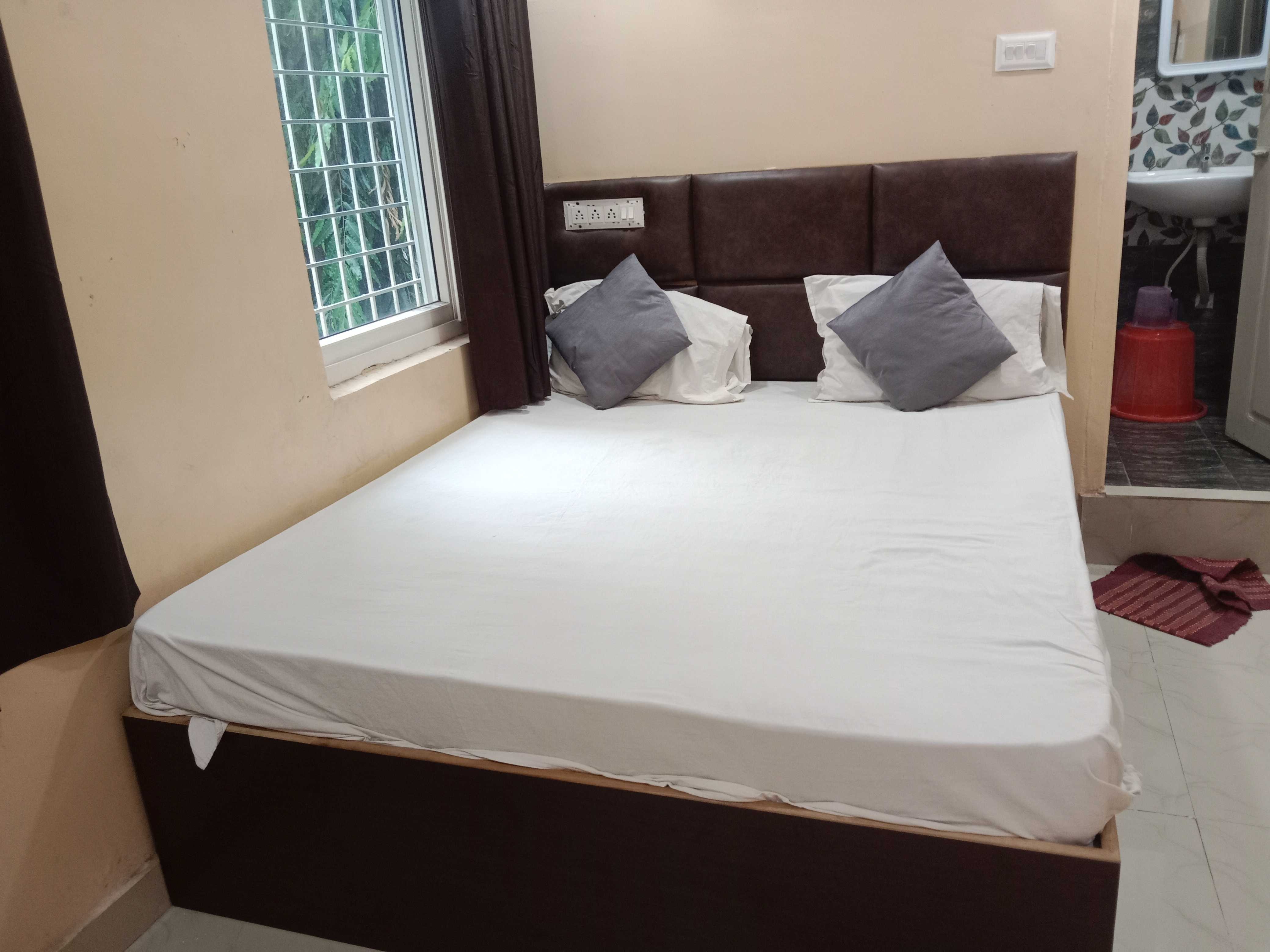 SPOT ON BHARGAV RESIDENCE - Tap to explore photos
