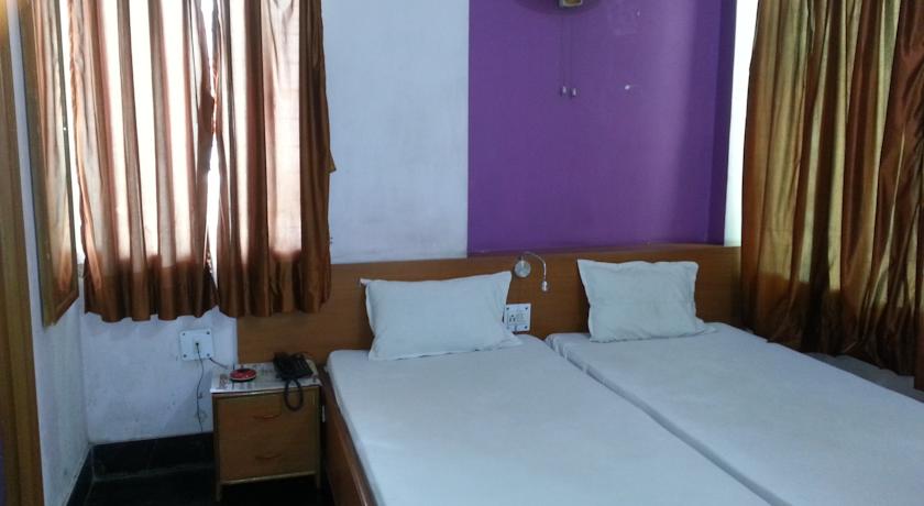 Hotel Marina Inn - Tap to explore photos