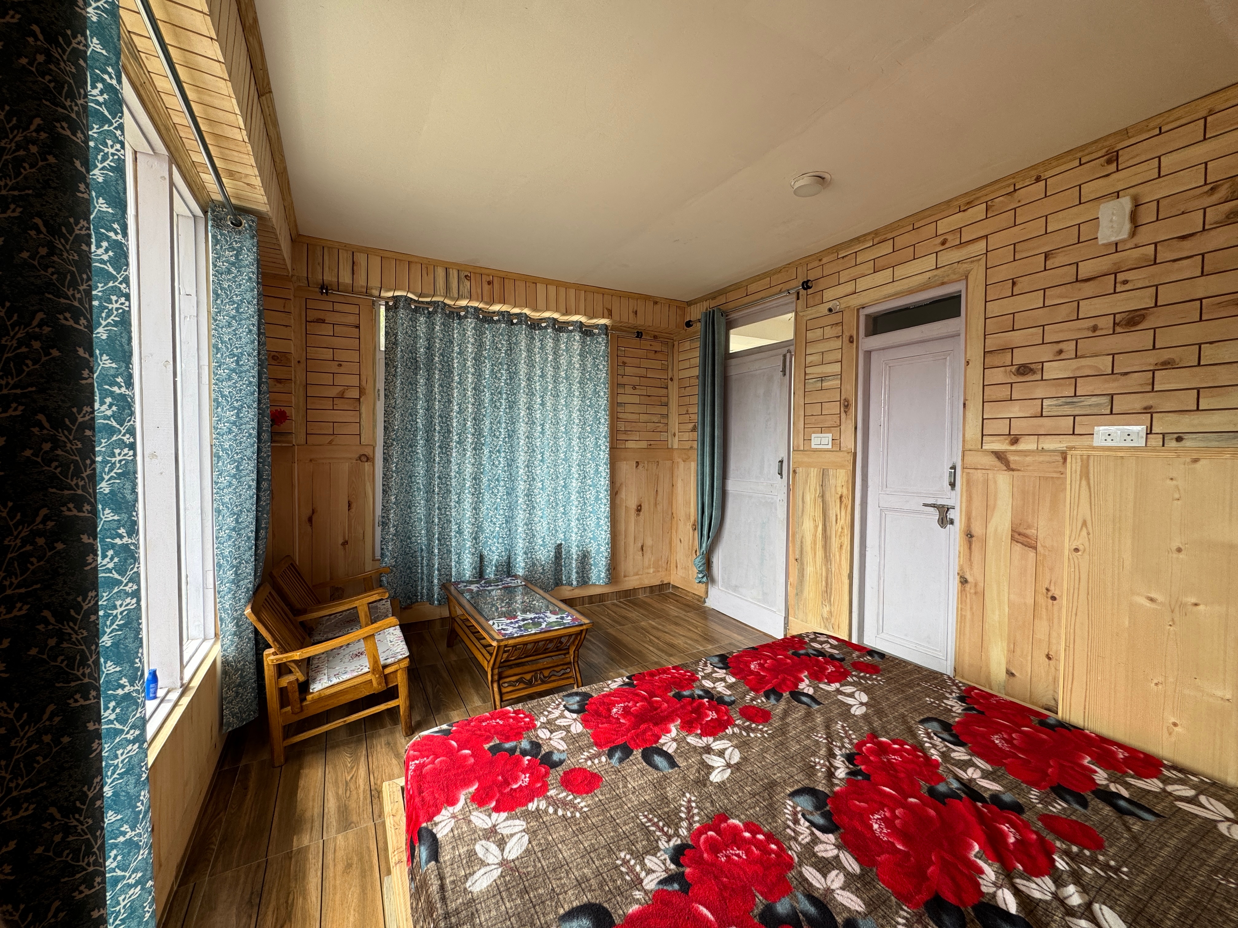 Paradise Home Stay Kalpa - Tap to explore photos