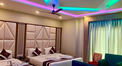 U RESORT & RESTAURANT Room Type - DELUXE ROOM 4 BED