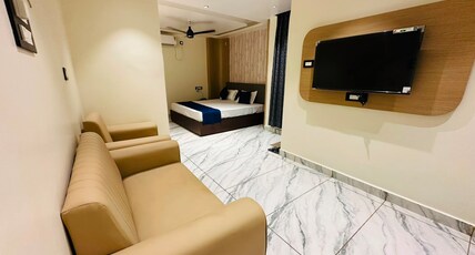 5 HILLS HOTEL AND RESTAURANT Room Type - Suite Room