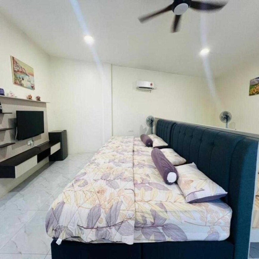 Hotel O Lundu Town Homestay, Kpg Dagang - Tap to explore photos