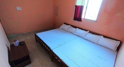 Sri eshwari residency Room Type - Bedroom 10