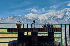 Wisechild Homestay in Naddi