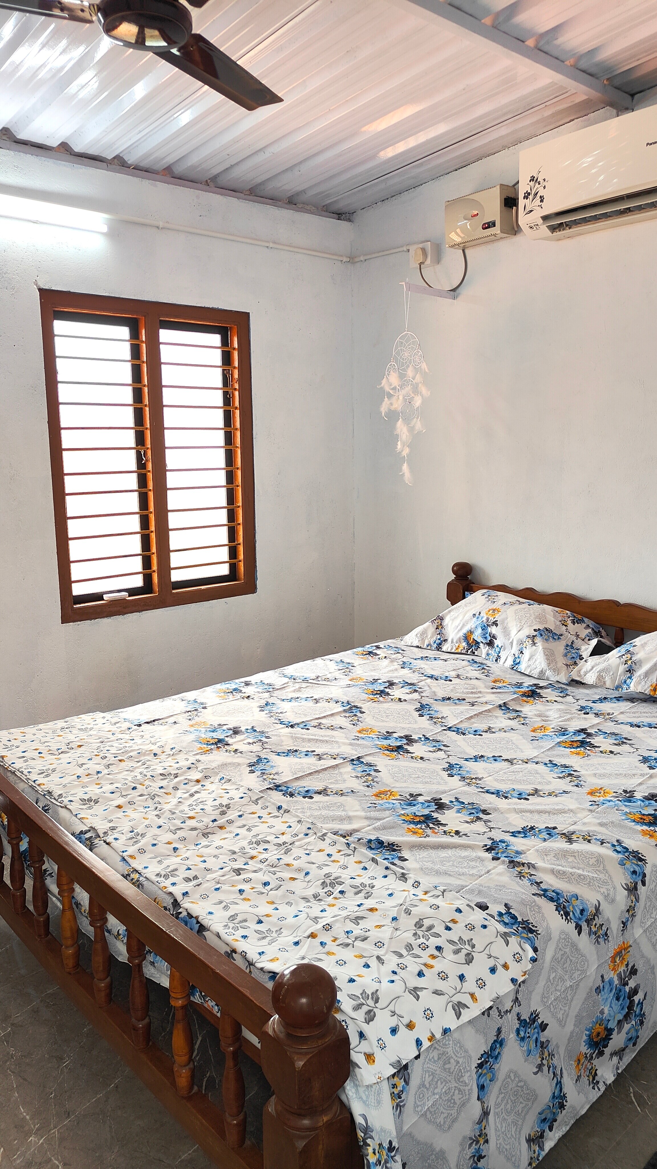 Restior homestay 1 - Tap to explore photos