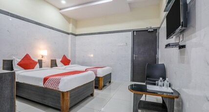 Super Hotel O Src Grand Room Type - Classic