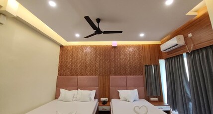 K B Resort Room Type - AC Triple Bed Room